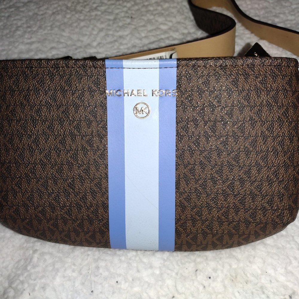 MK clutch